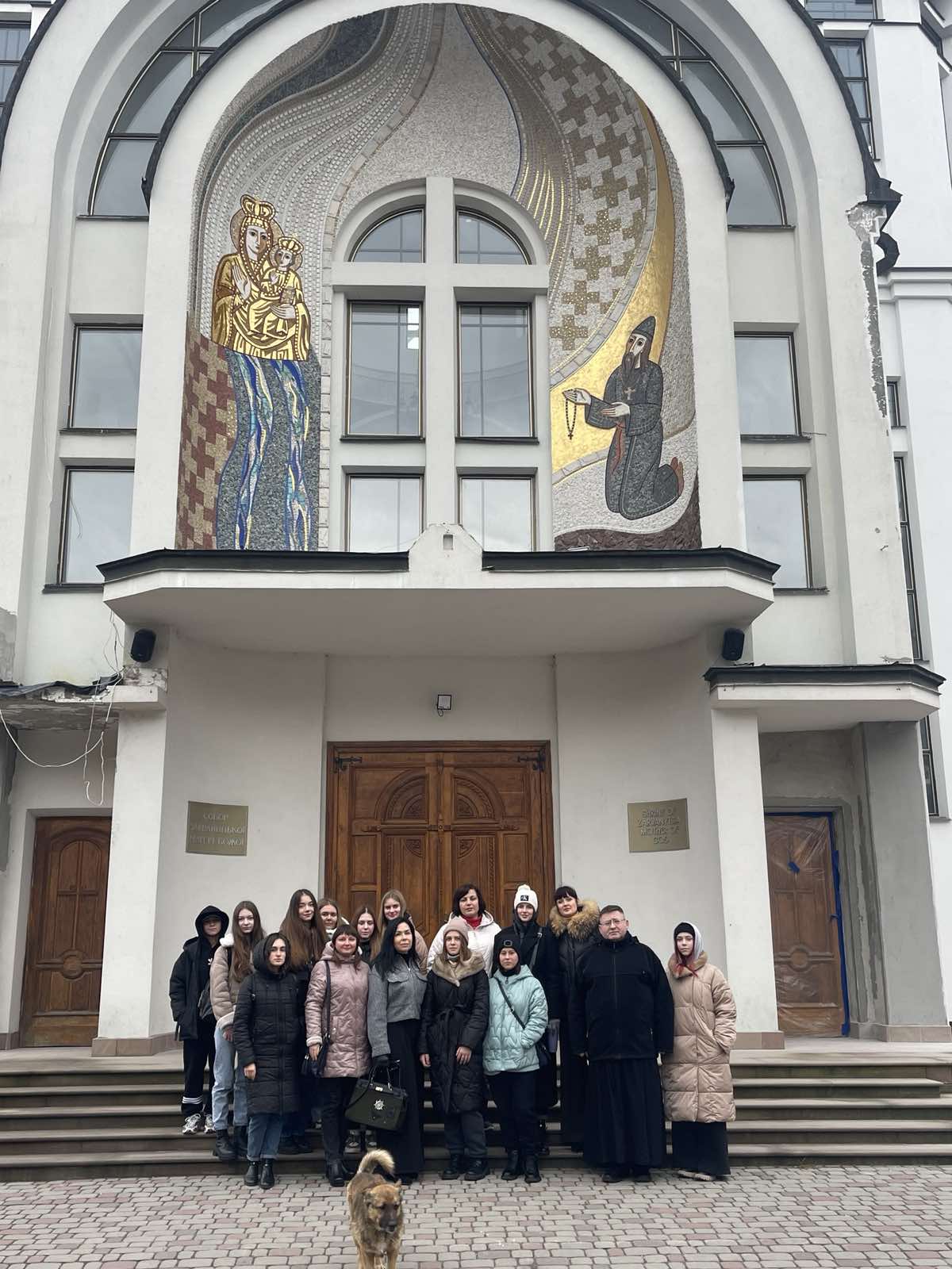 Марійський духовний центр Зарваниця